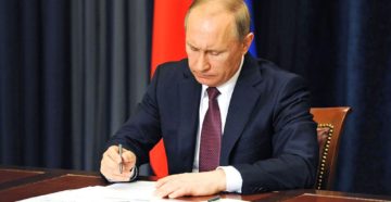 Путин подписал закон об отмене онлайн касс для ИП с 3 июля 2018 года
